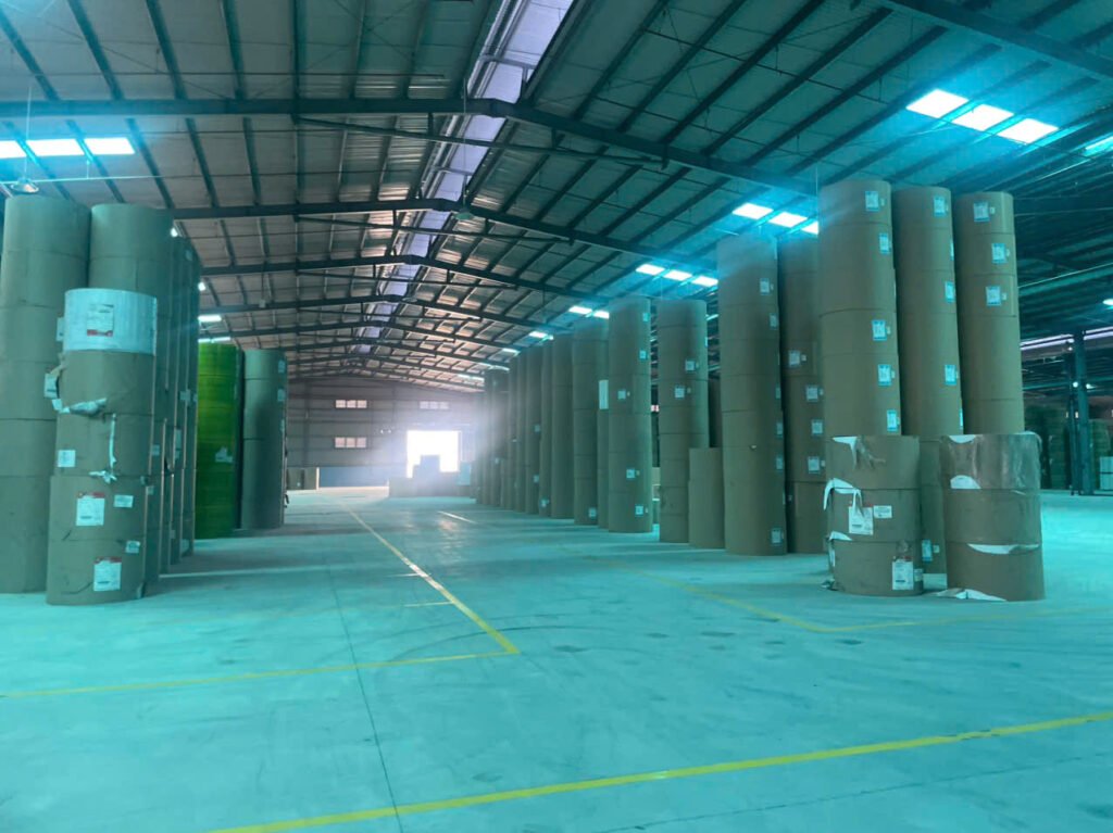 Kho vận và hạ tầng kỹ thuật trong nhà xưởng